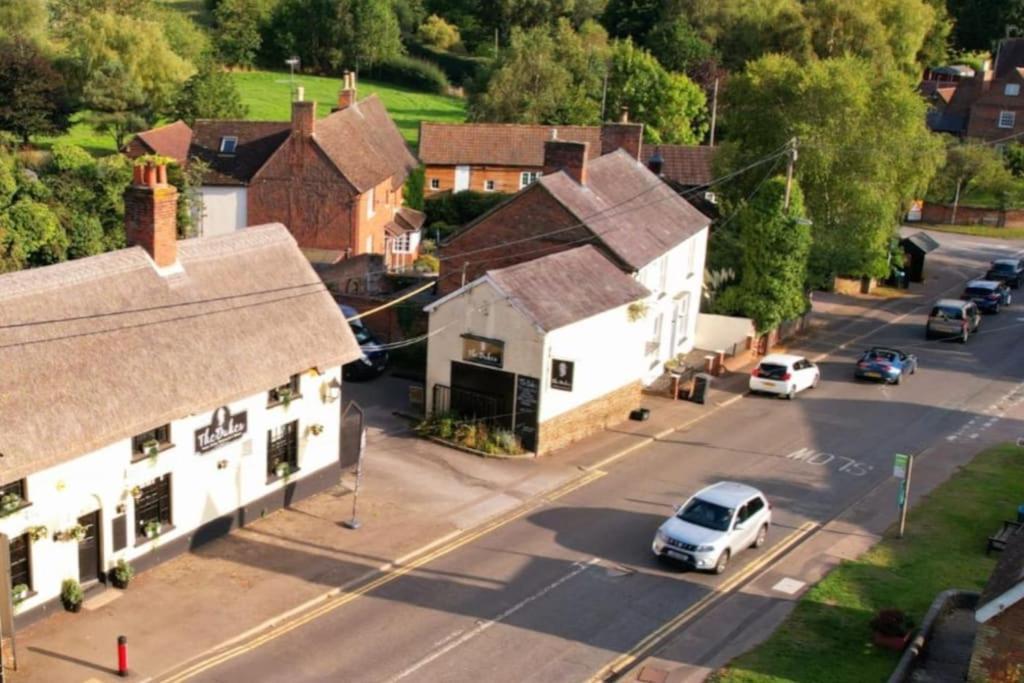 Hotel The Dukes à Leighton Buzzard Extérieur photo
